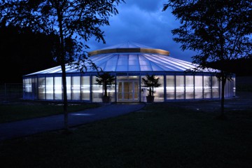 Dôme illuminé de nuit